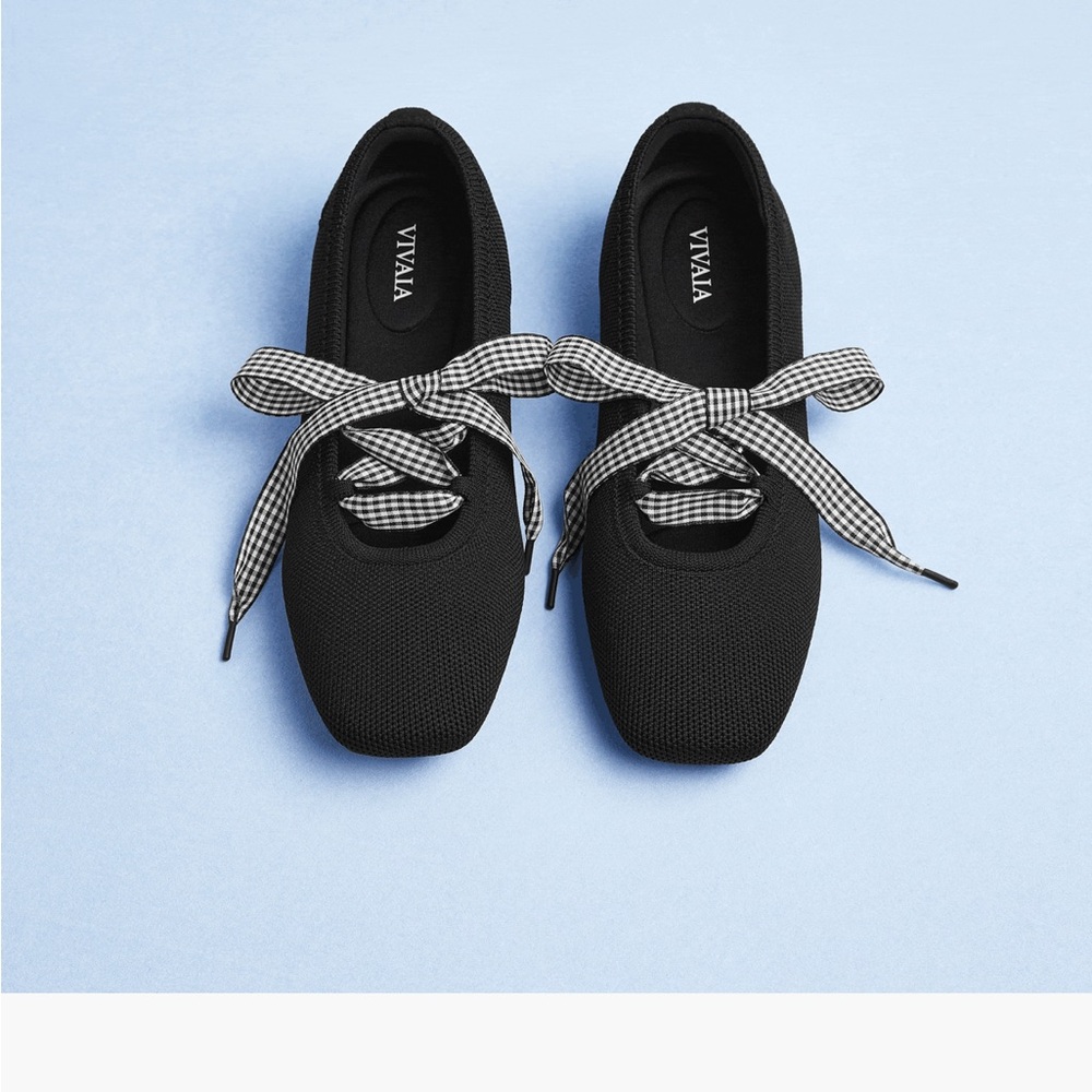 VIVAIA Women's Black Loafers with Checkered Laces